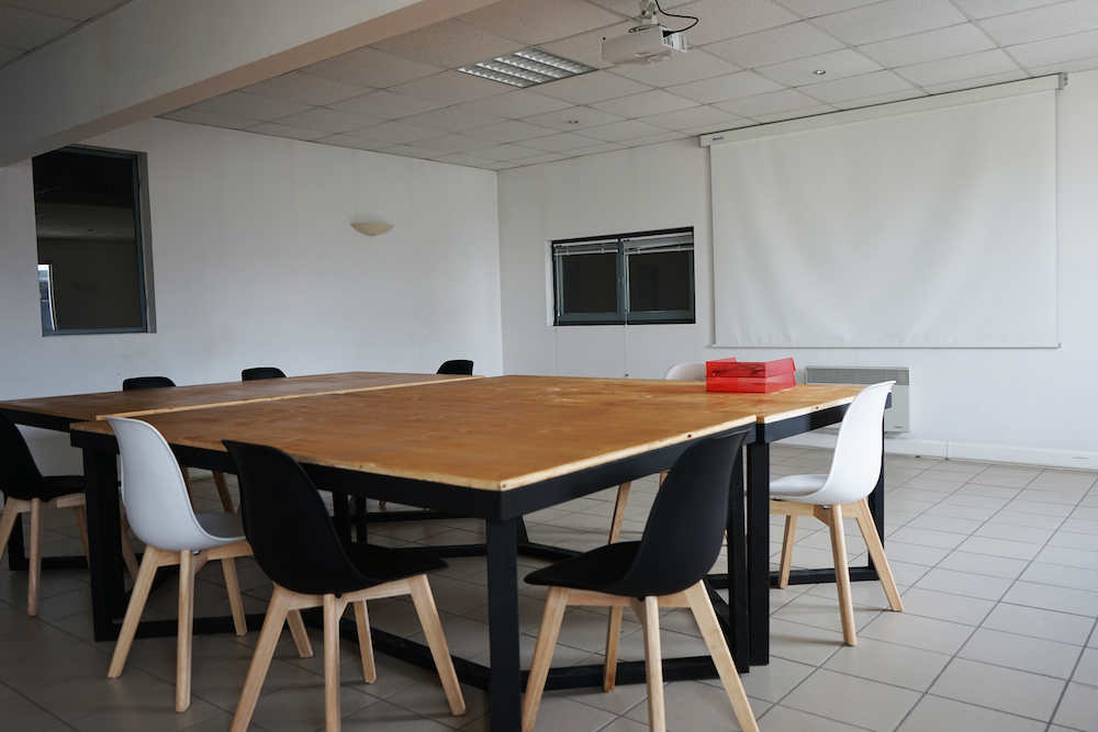 Grande salle de réunion